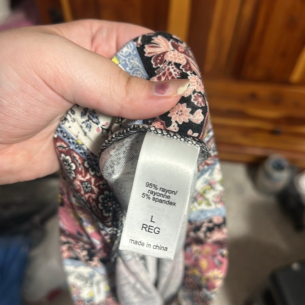 Maurices Multicolor Floral Patterned Pants - Picture 6 of 6